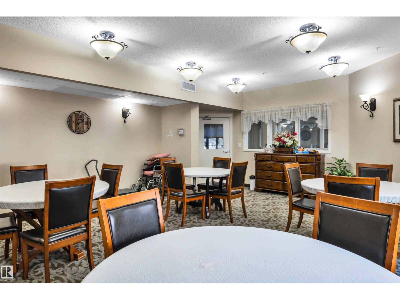 #326 9820 165 ST NW - 34