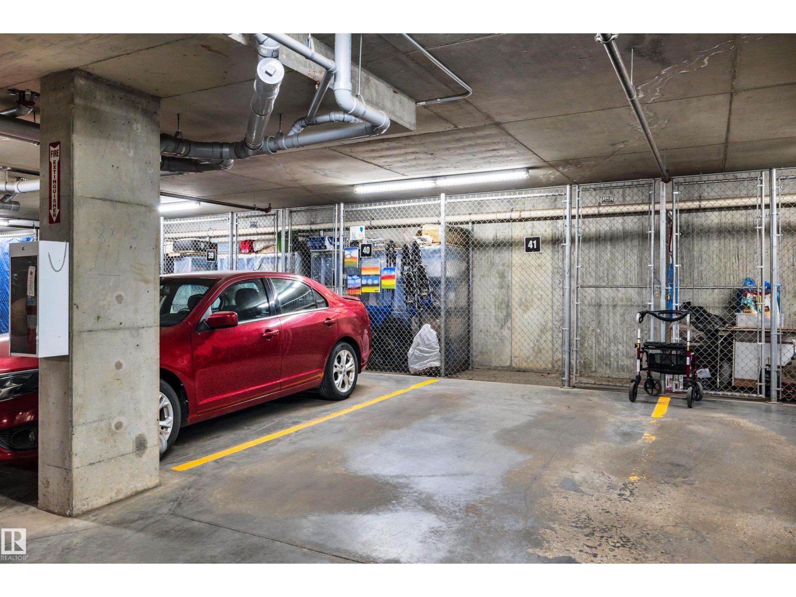#326 9820 165 ST NW - 35
