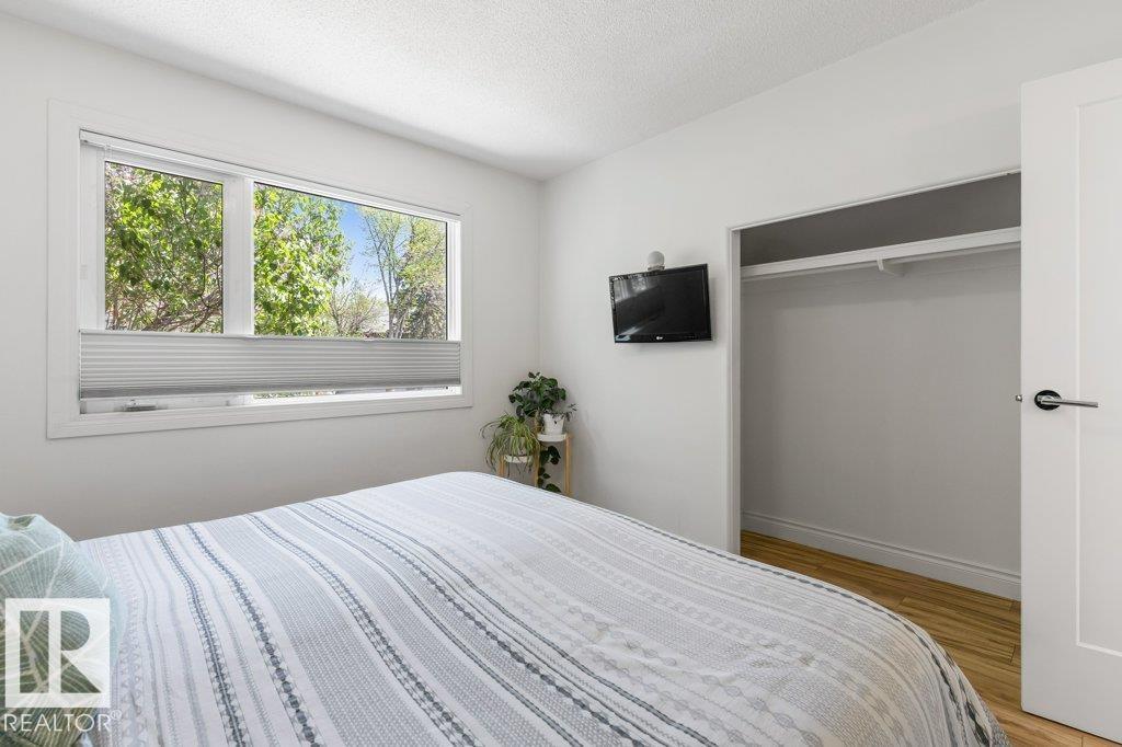 12264 135 ST NW - 18