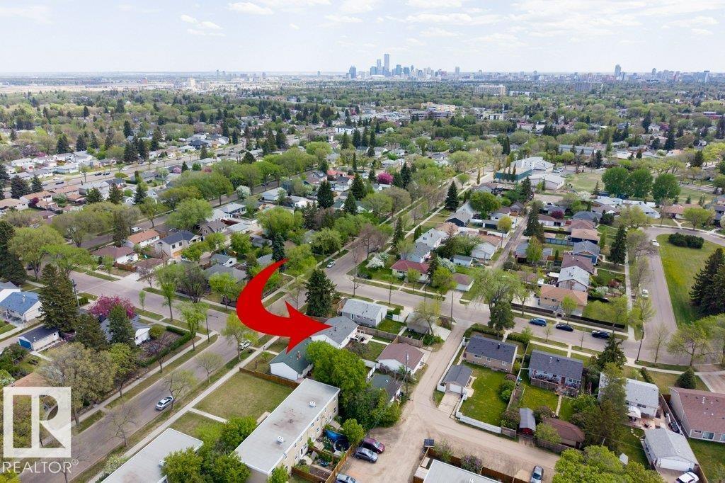 12264 135 ST NW - Image 2