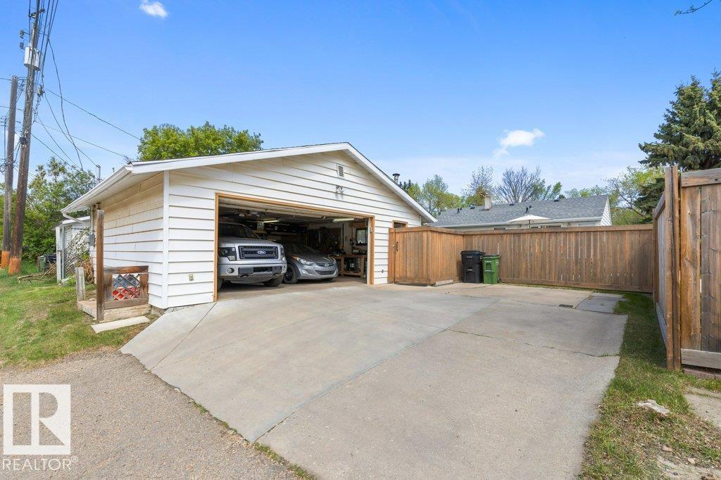12264 135 ST NW - 40