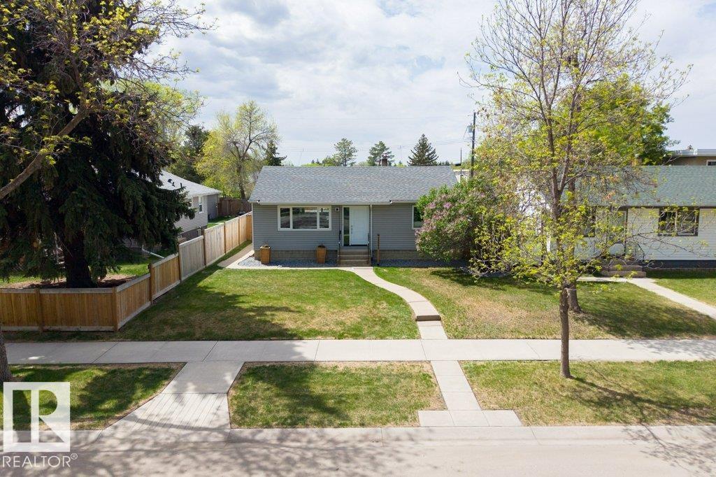 12264 135 ST NW - 45