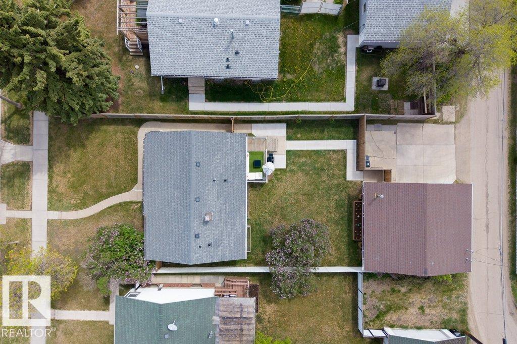 12264 135 ST NW - 53