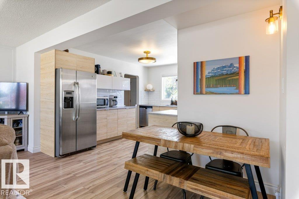 12264 135 ST NW - 7