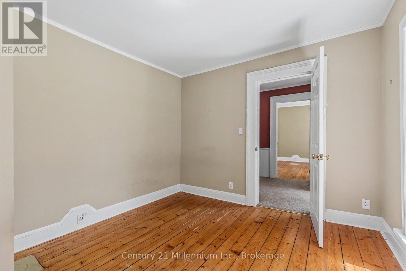 26 VICTORIA AVENUE - 17