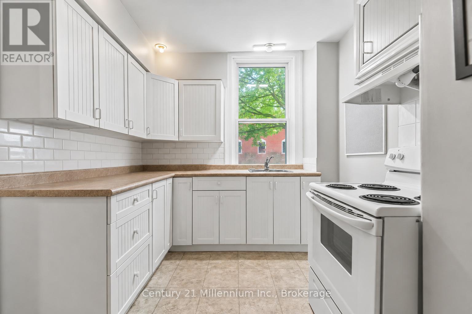 26 VICTORIA AVENUE - 26