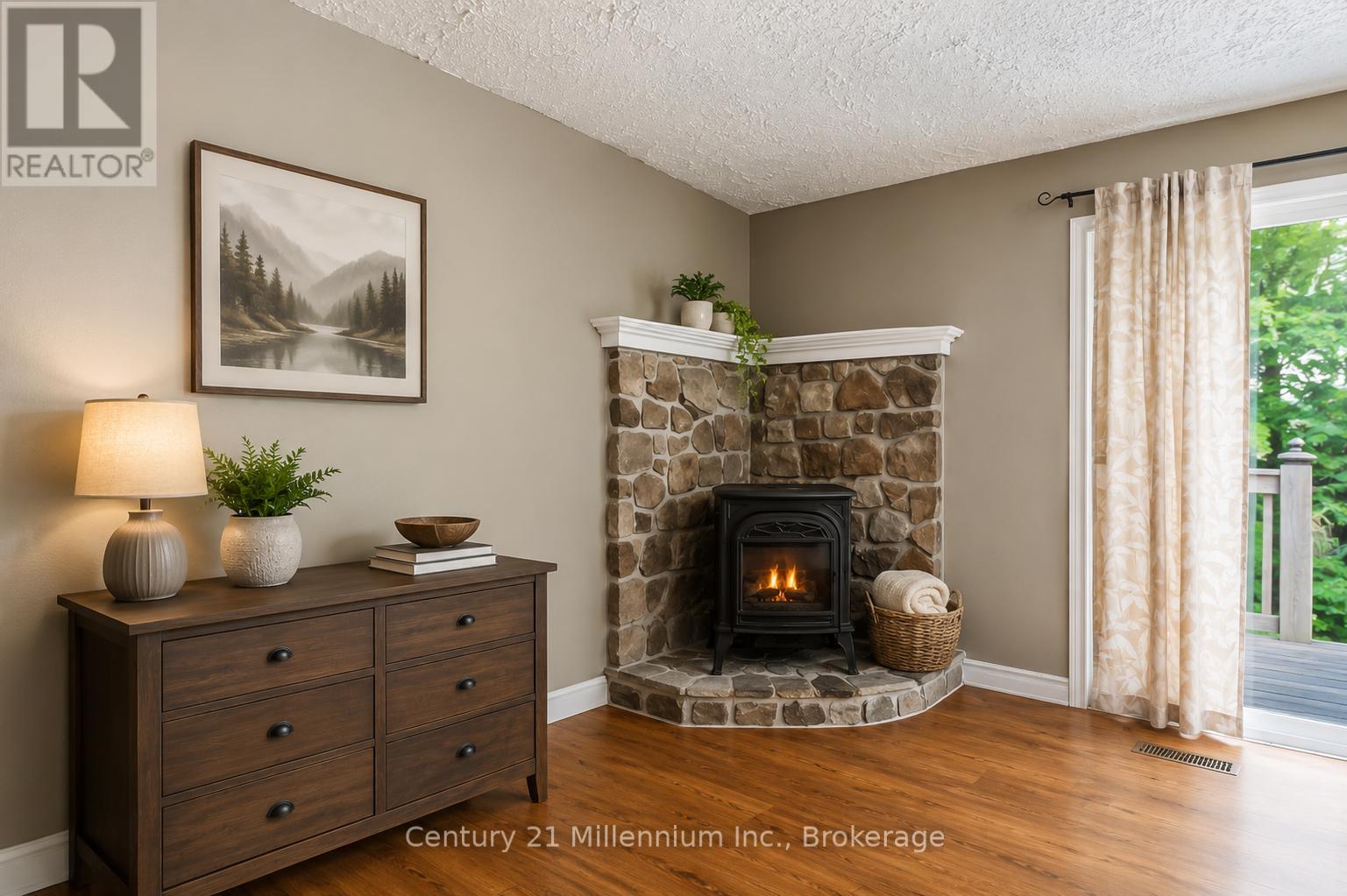 26 VICTORIA AVENUE - 31