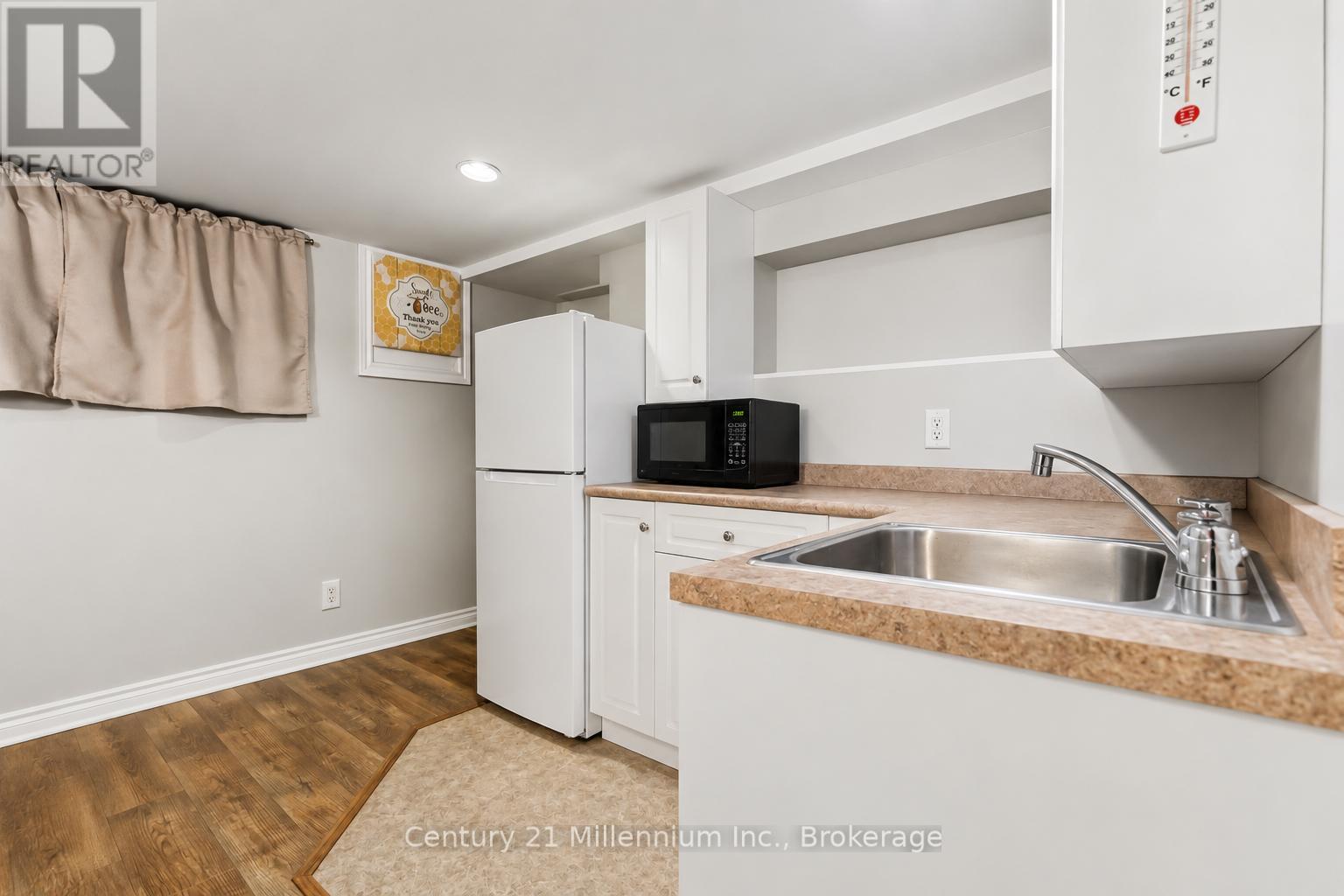 26 VICTORIA AVENUE - 36