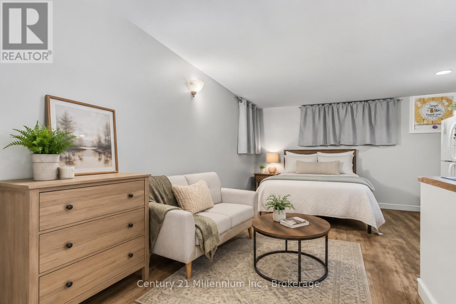 26 VICTORIA AVENUE - 37