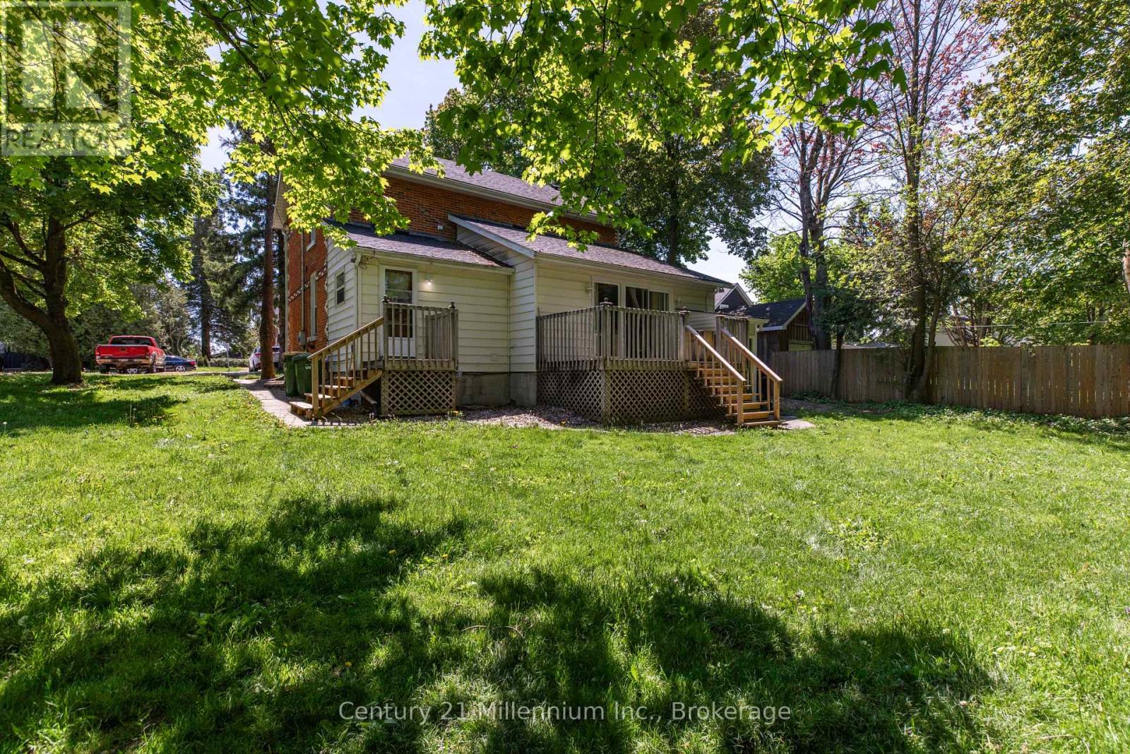 26 VICTORIA AVENUE - 40