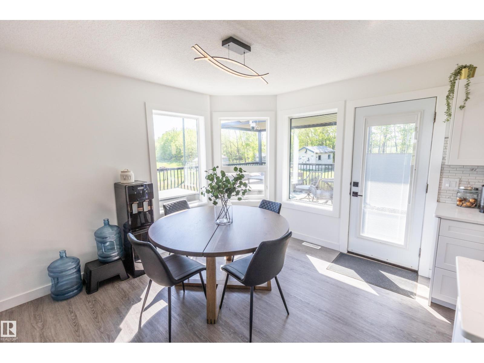 90 22111 TWP RD 510 - 15