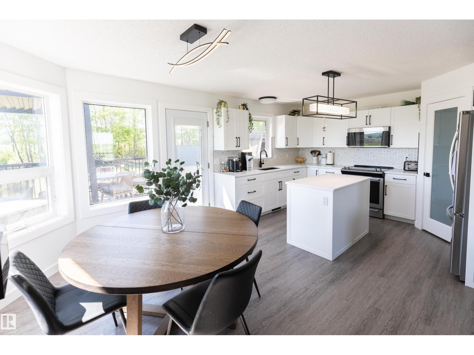 90 22111 TWP RD 510 - 16