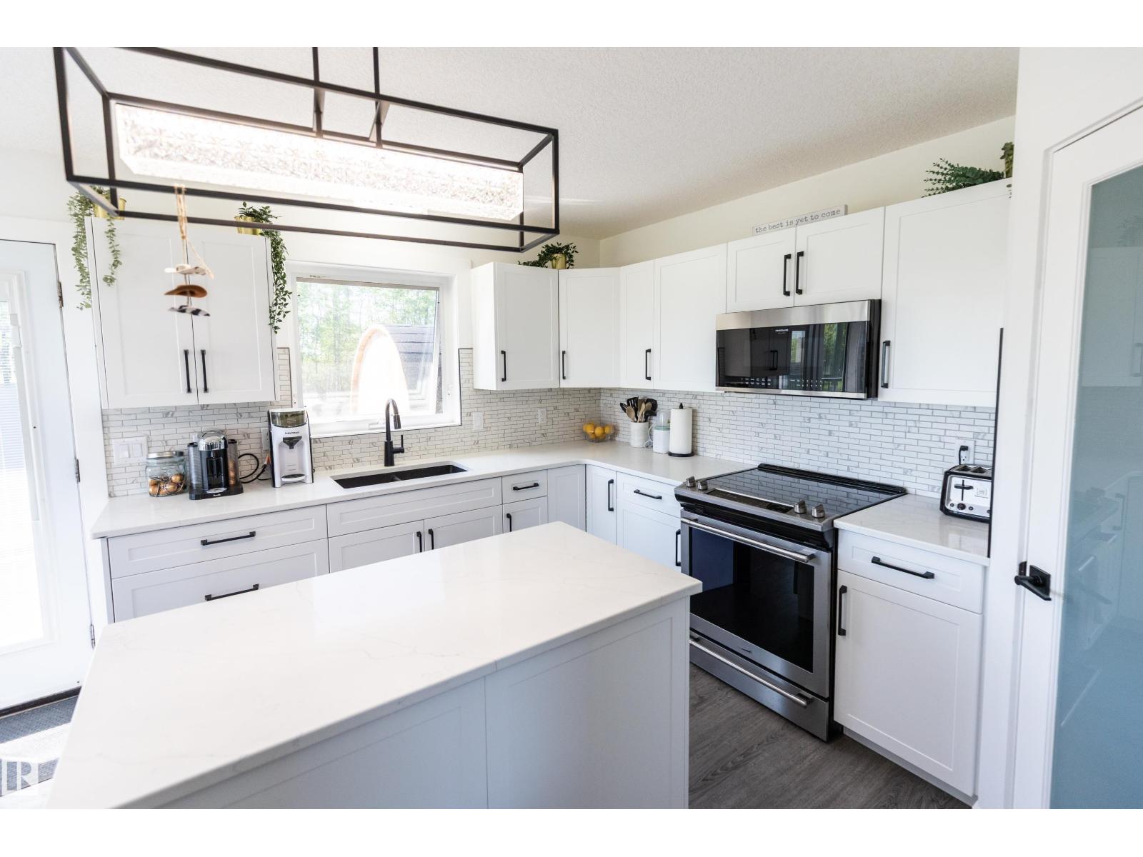 90 22111 TWP RD 510 - 21