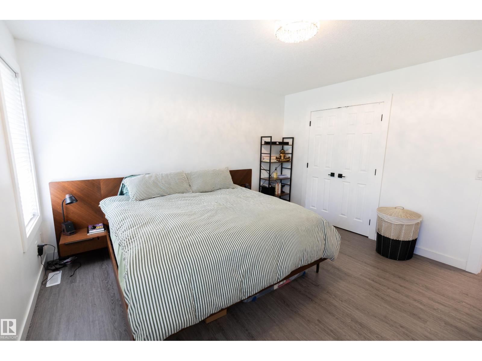 90 22111 TWP RD 510 - 24