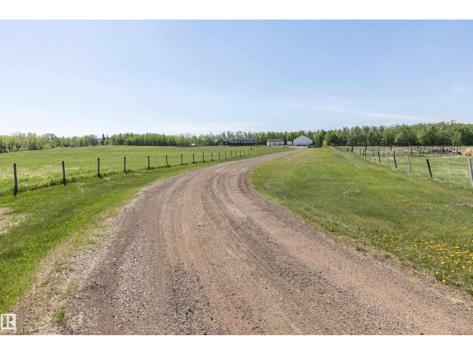 90 22111 TWP RD 510 - 3