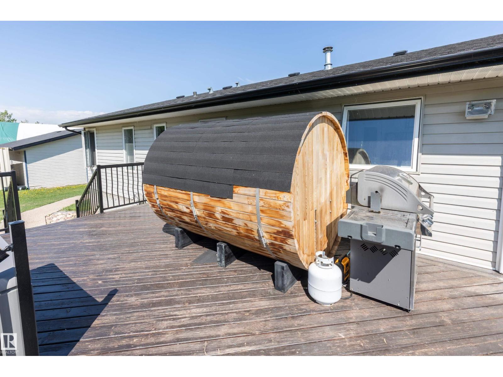 90 22111 TWP RD 510 - 43