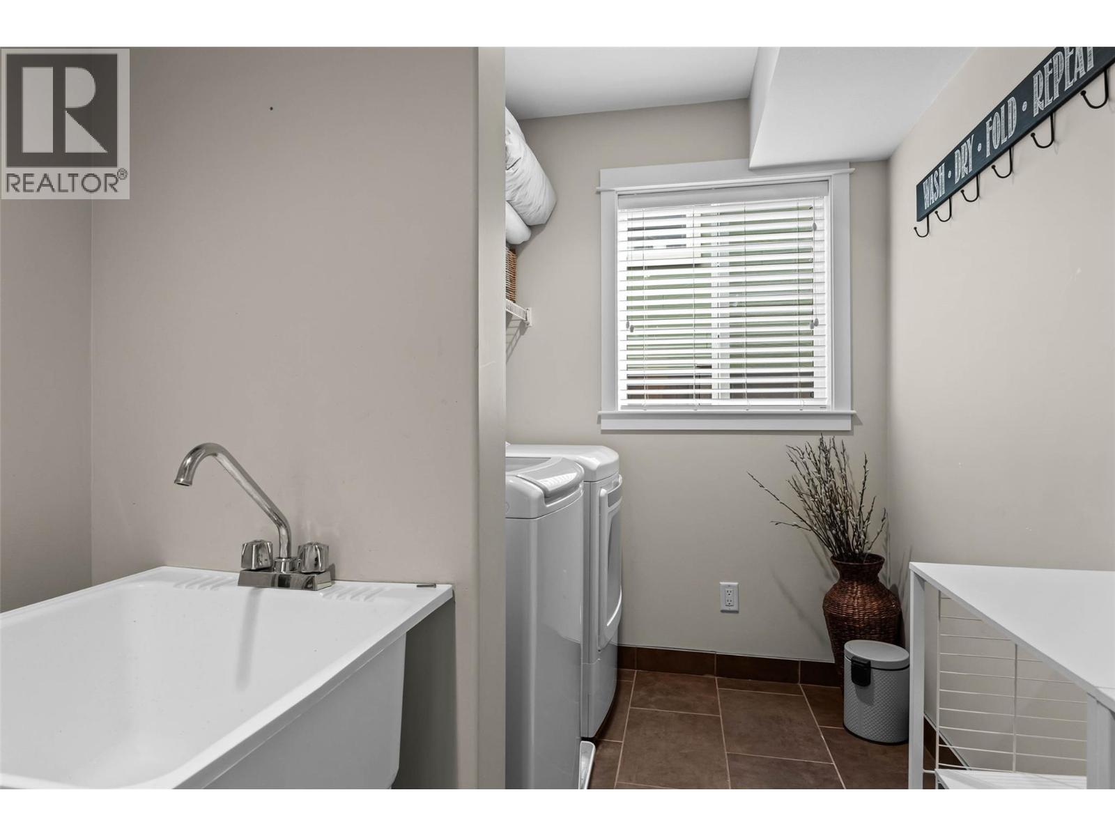1458 Pacific Way - 31