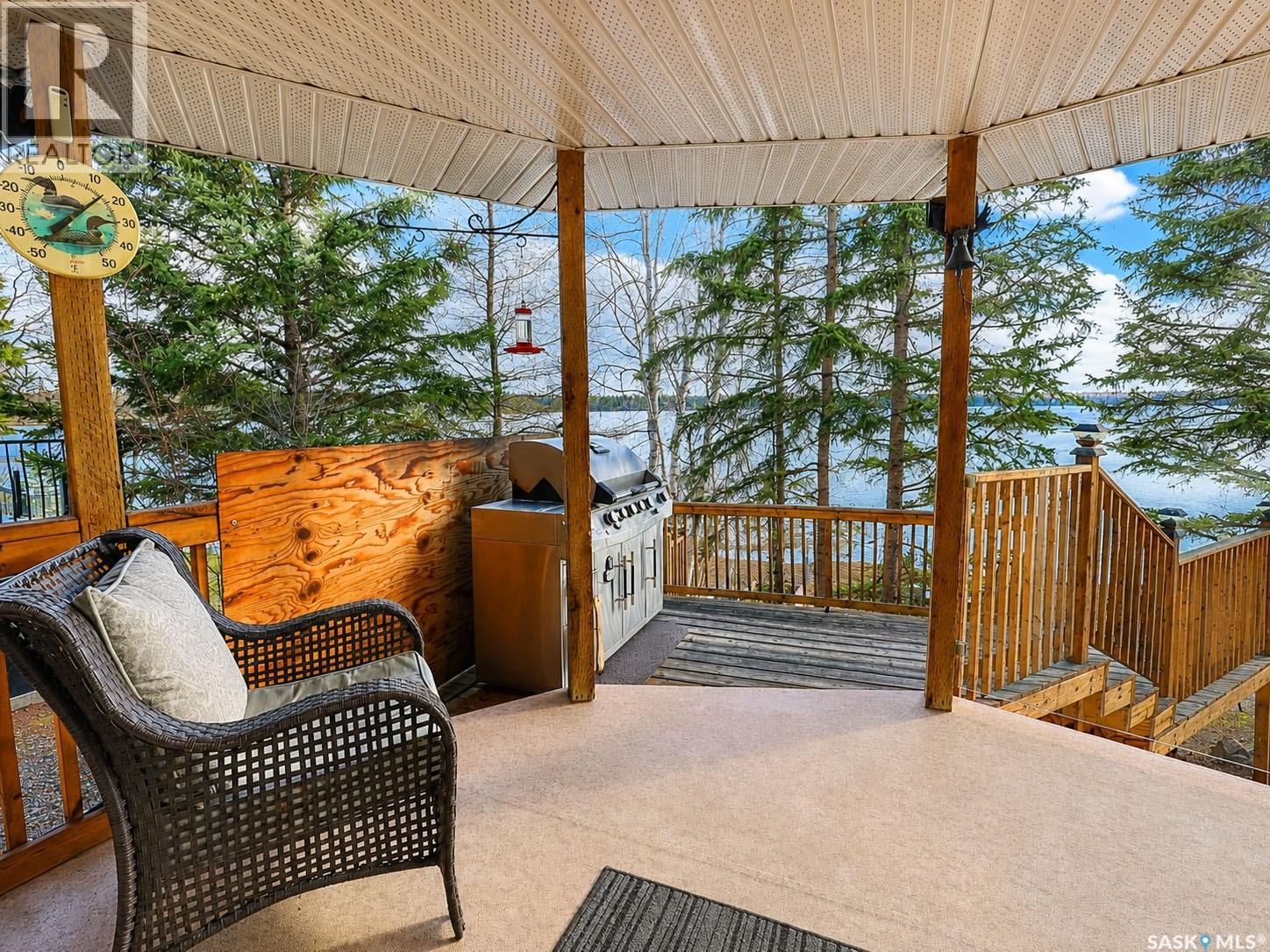 332 Neis DRIVE - 37