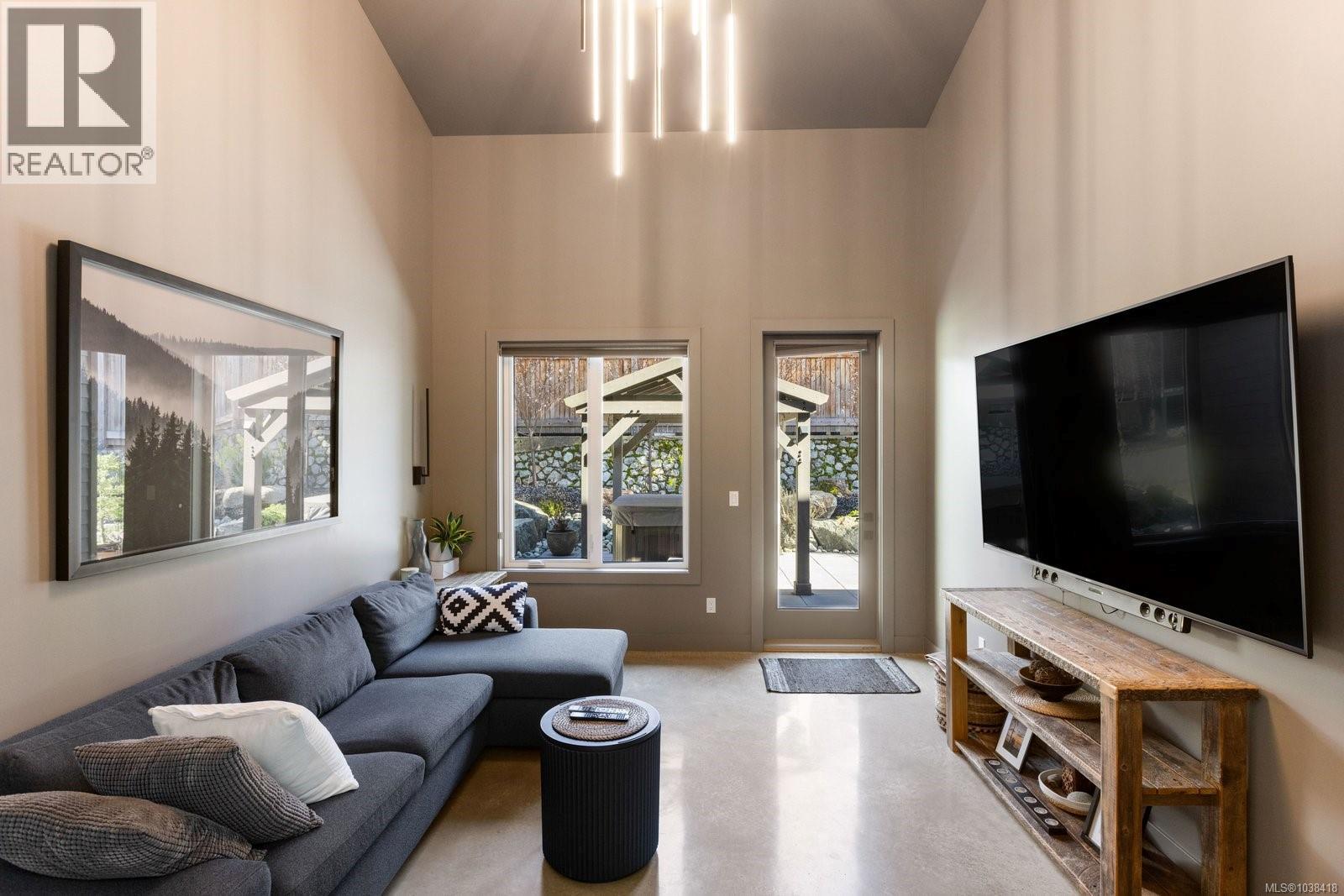 593 Downey Rd - 19