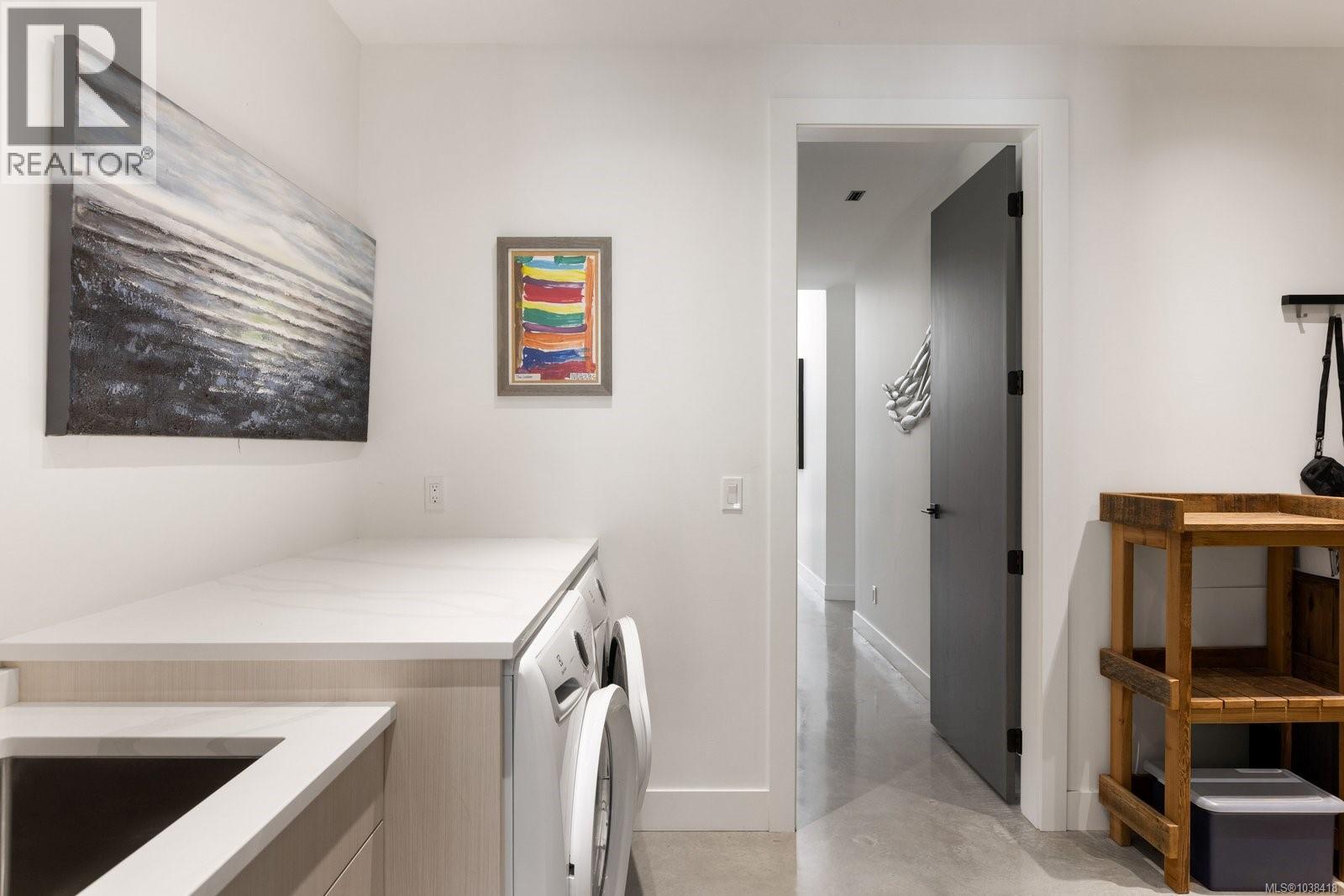 593 Downey Rd - 33