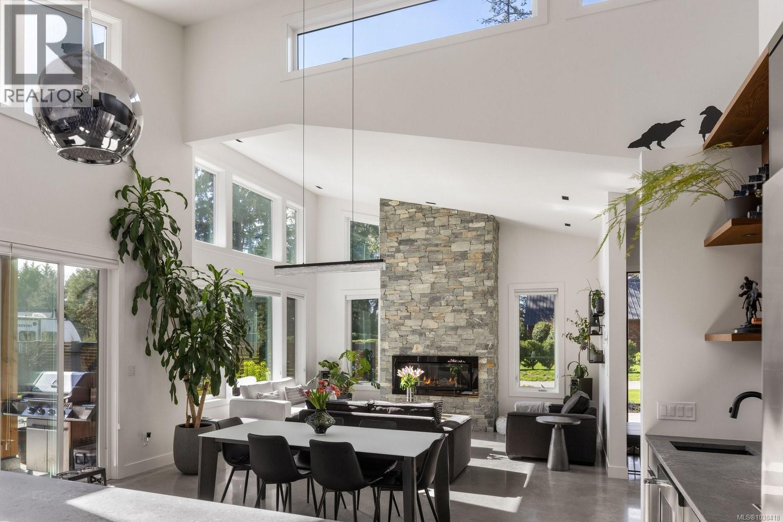 593 Downey Rd - 4