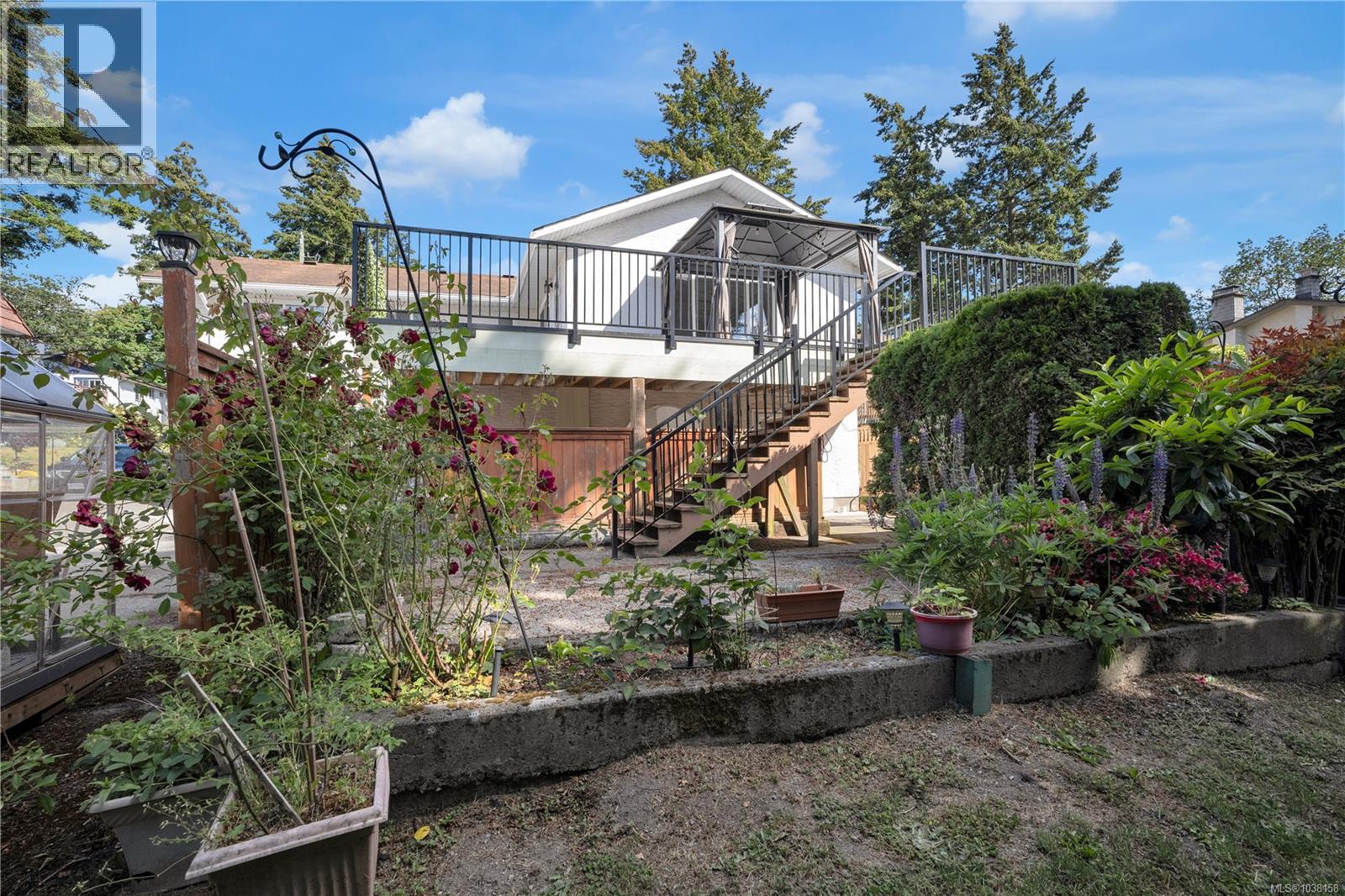 916 Rankin Rd - 18