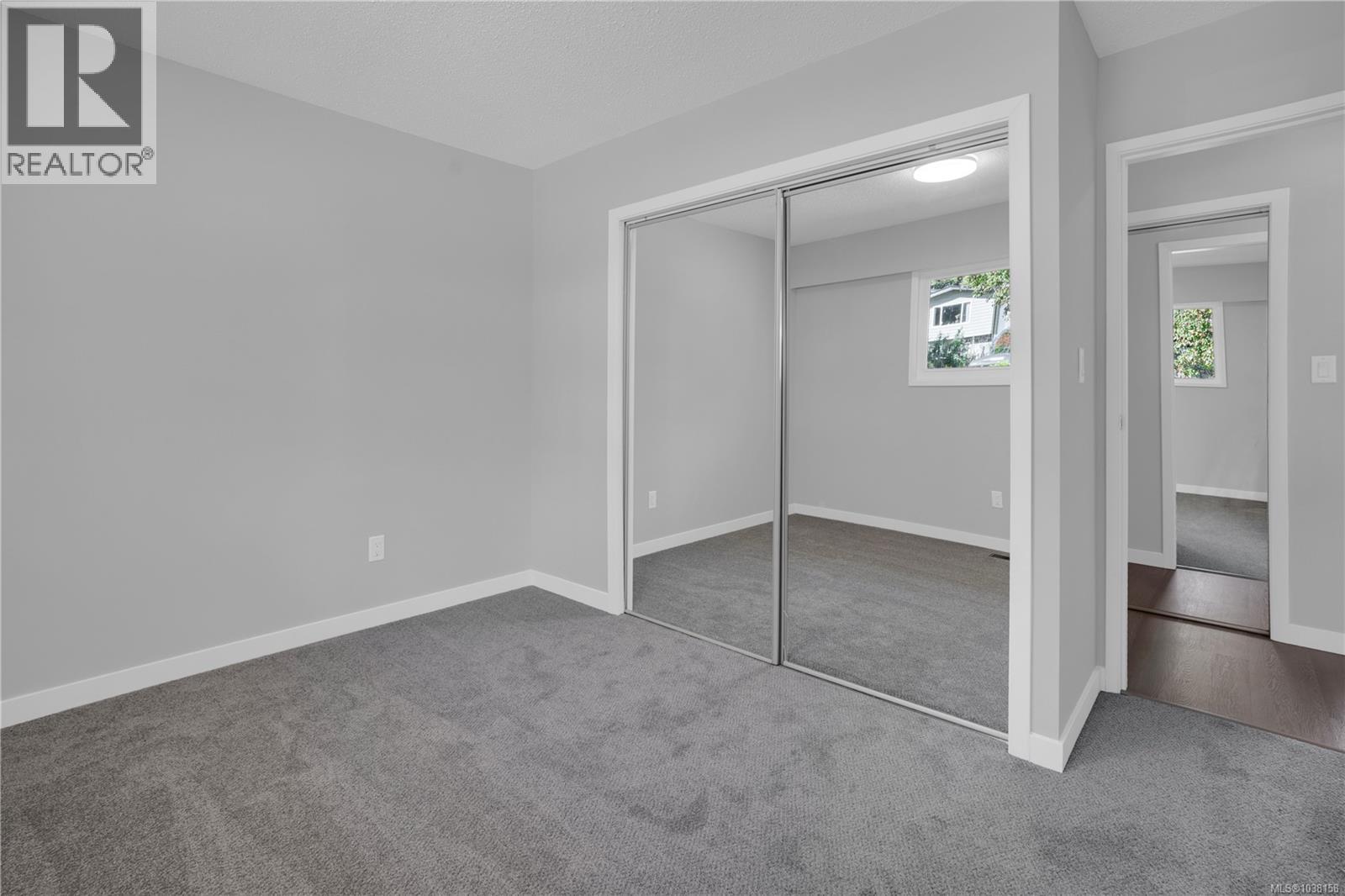 916 Rankin Rd - 33