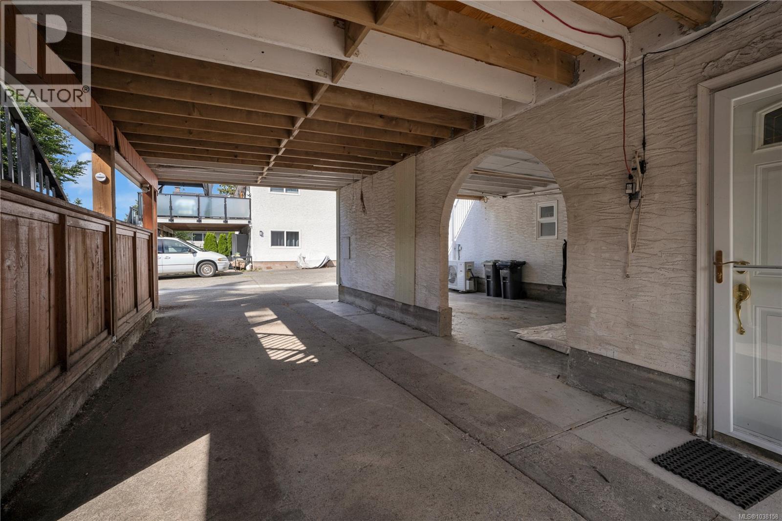 916 Rankin Rd - 44