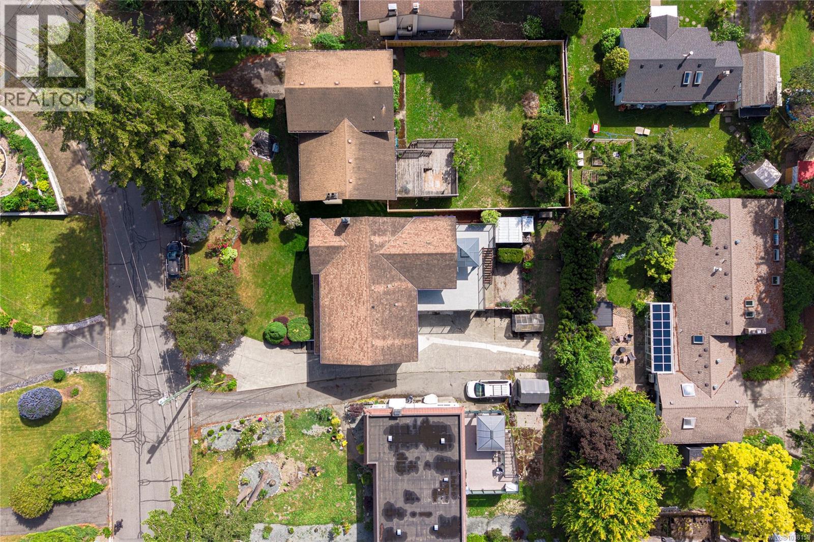 916 Rankin Rd - 47