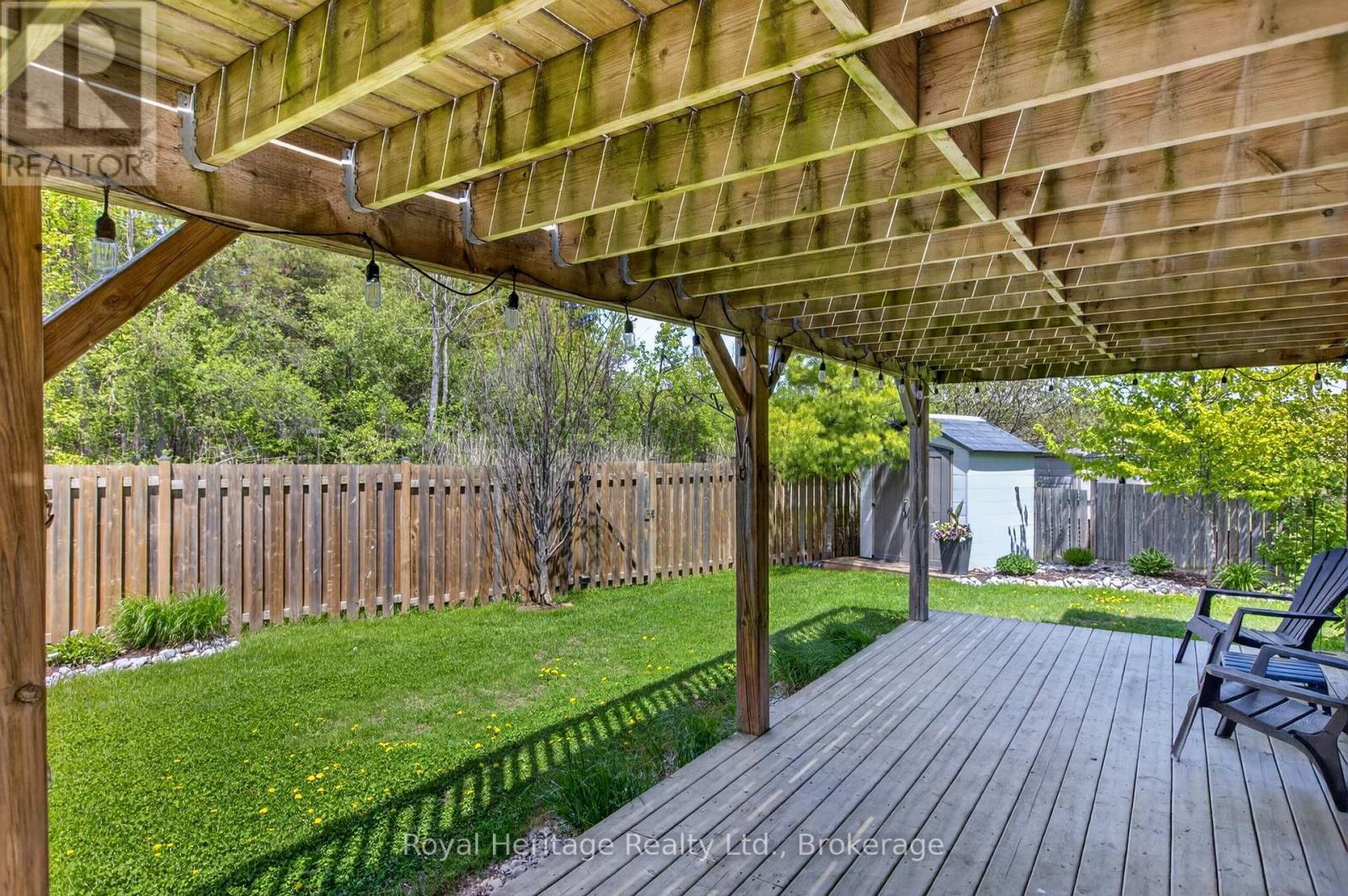 26 STONEBRIDGE COURT - 34