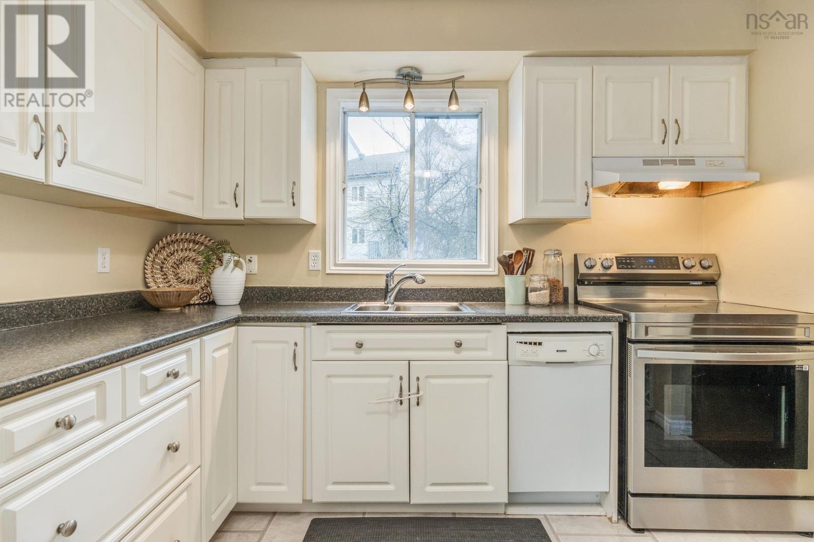 44 Viscaya Place - 10