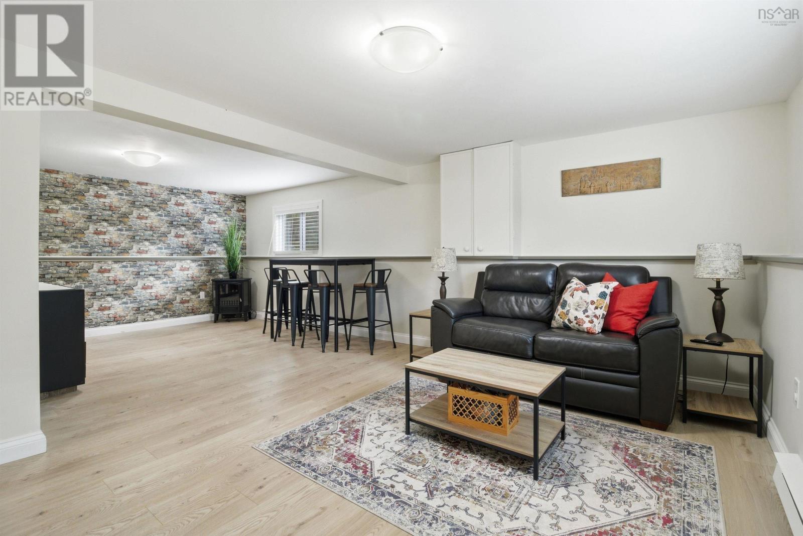51 Parkdale Avenue - 25