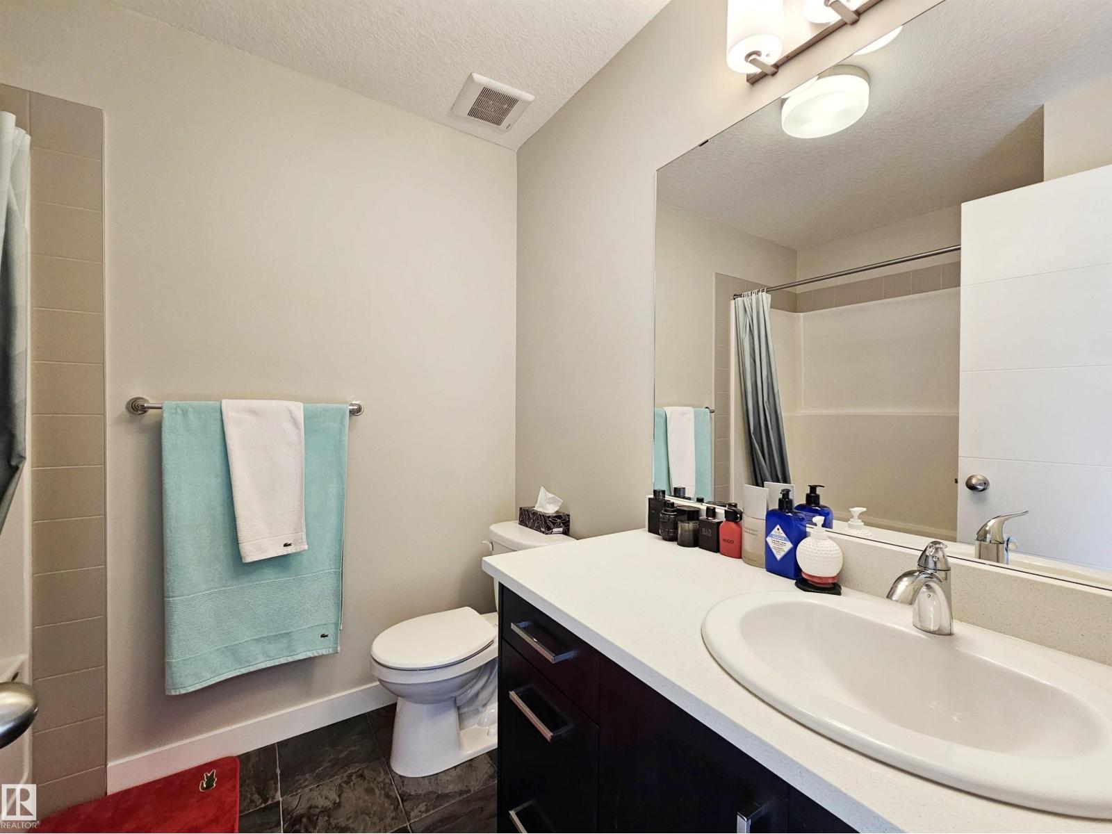 #83 600 BELLEROSE DR - 36