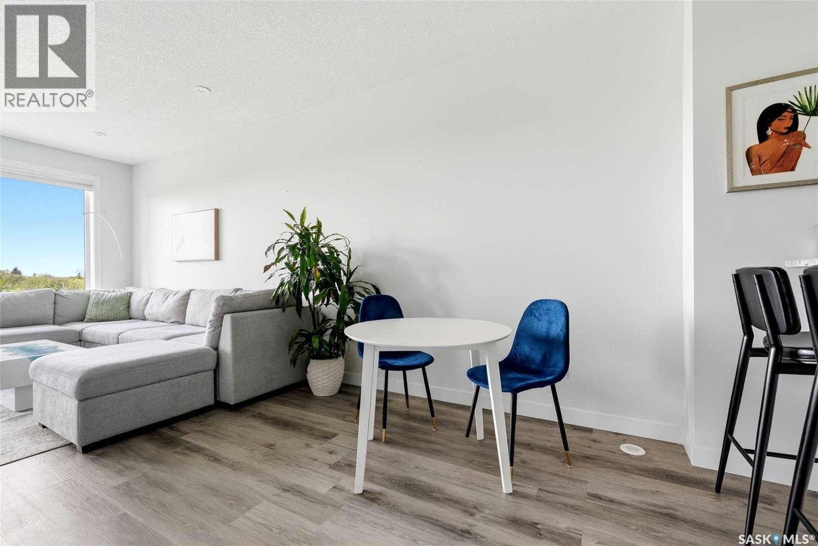 #406 3581 Evans COURT - 13