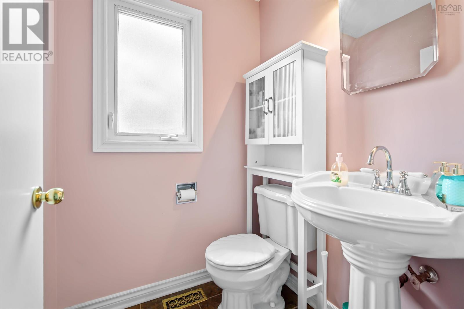 114 Frederick Avenue - 28