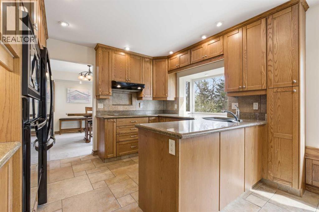 652 Dalmeny Hill NW - 6