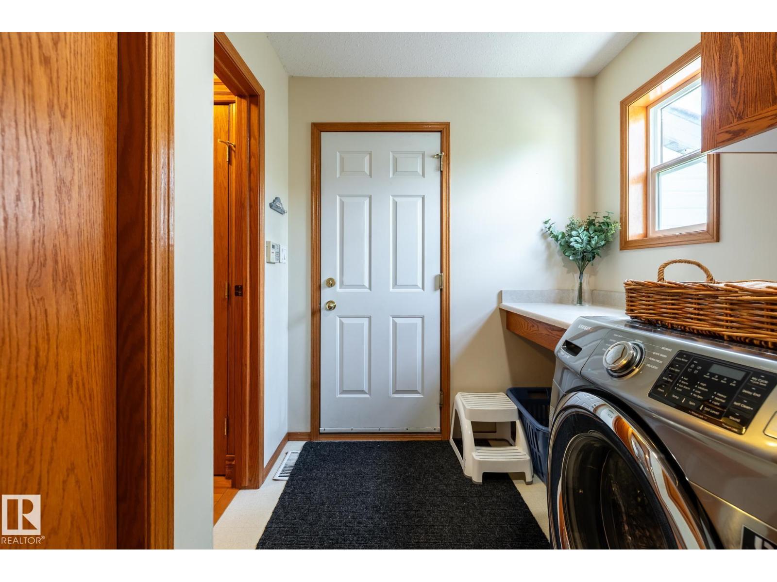 114 REICHERT DRIVE - 38
