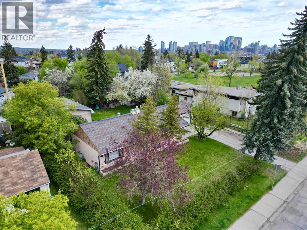 2110 26 Avenue SW - 4