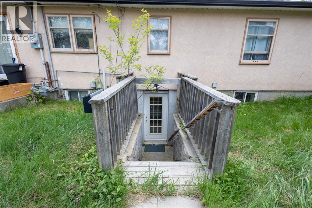 2110 26 Avenue SW - 17