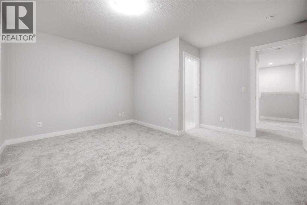 917 Crestridge Common SW - 24