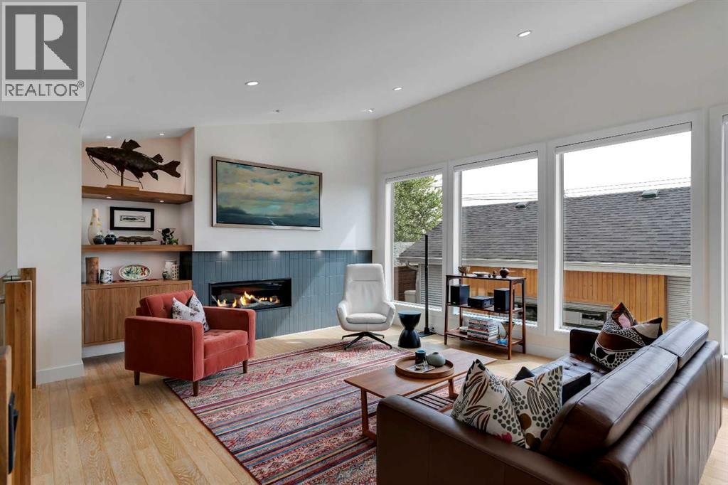 3724 Kerrydale Road SW - 11