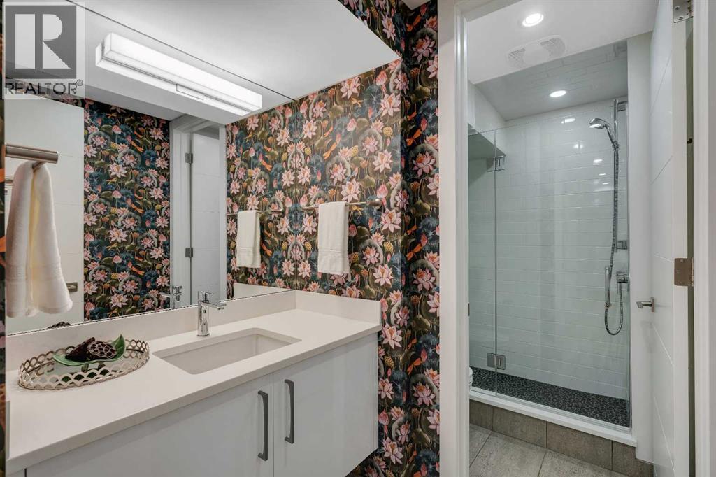 3724 Kerrydale Road SW - 32
