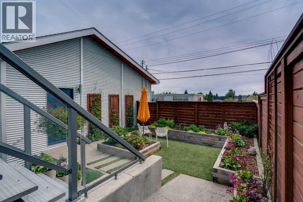 3724 Kerrydale Road SW - 36