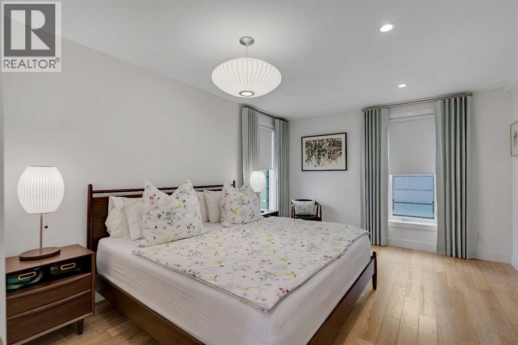 3724 Kerrydale Road SW - 16