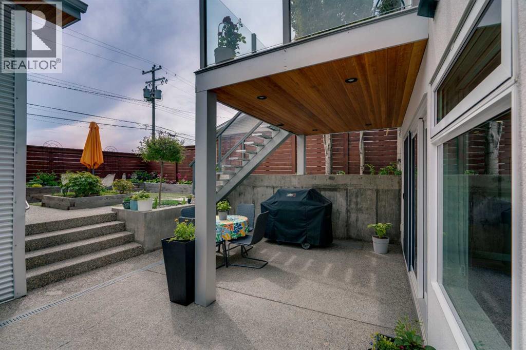 3724 Kerrydale Road SW - 41