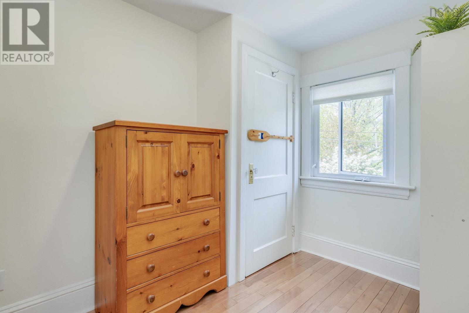39 Maple Street - 24