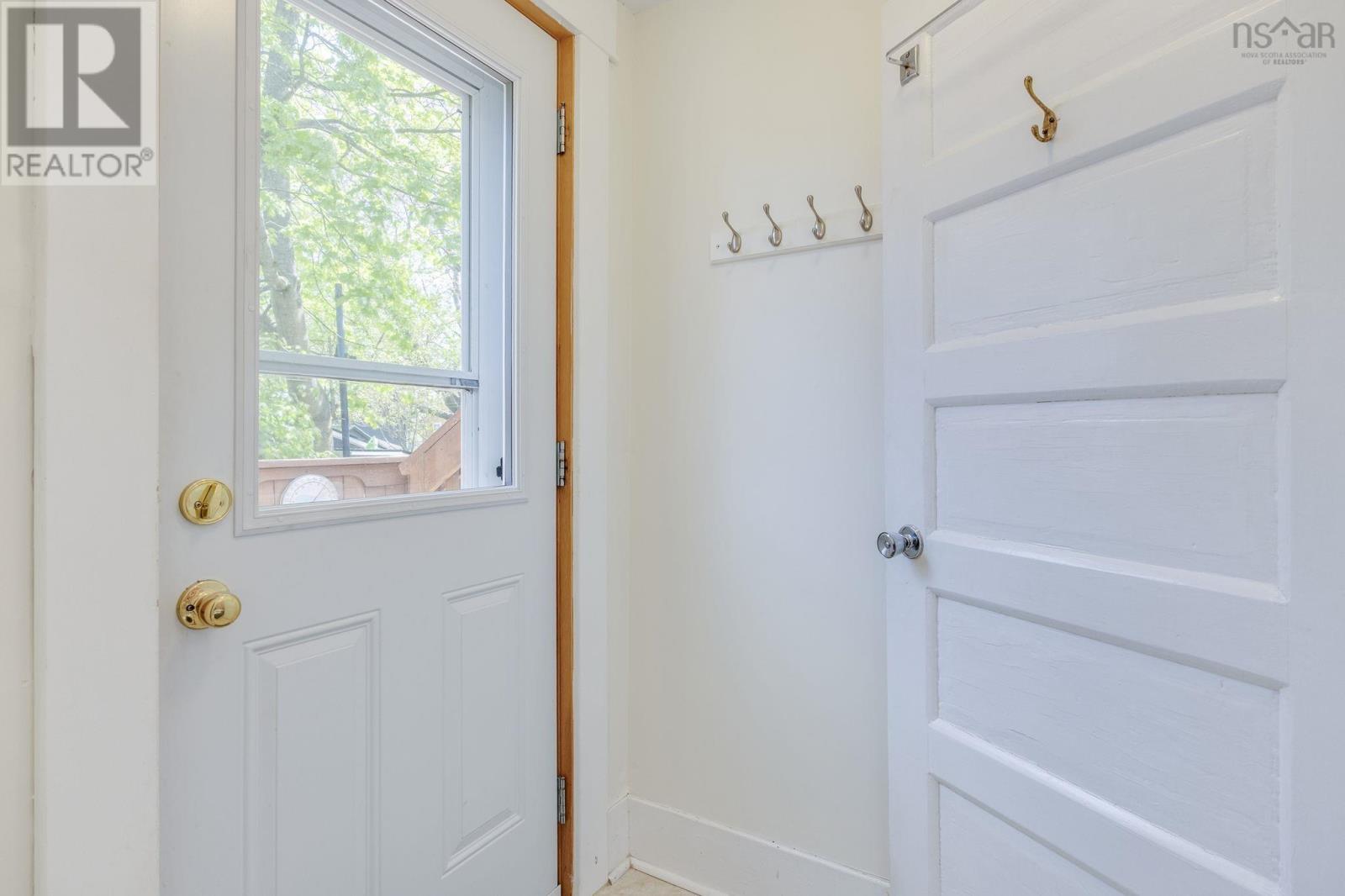 39 Maple Street - 16