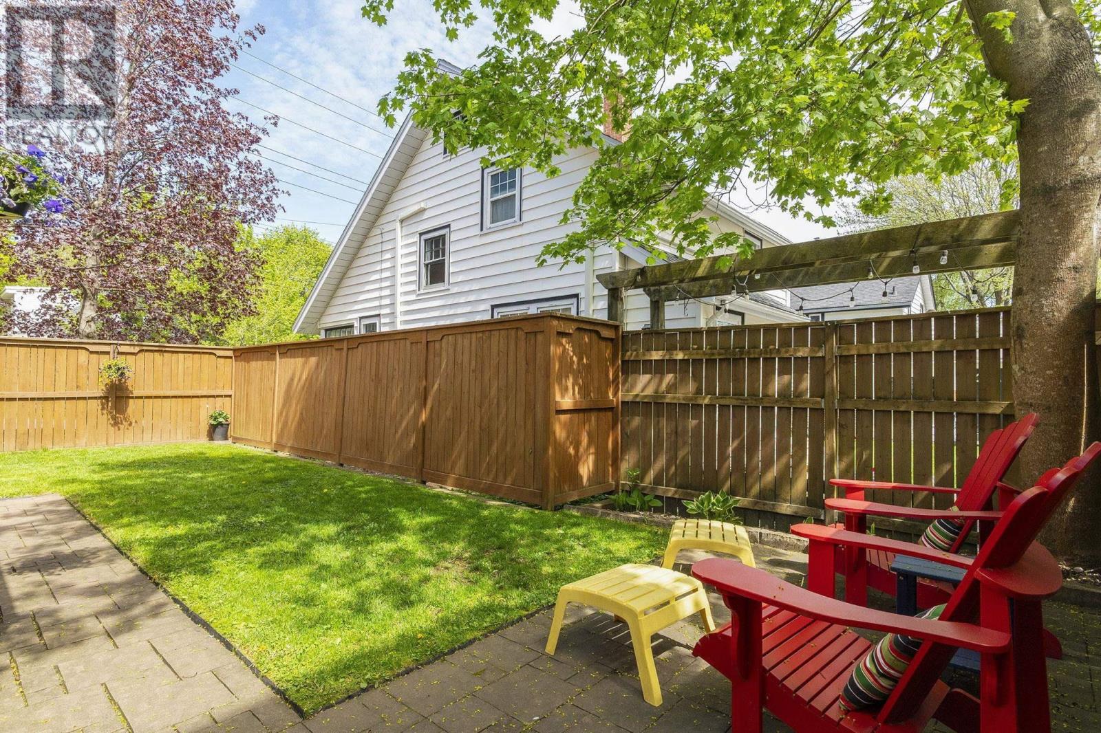 39 Maple Street - 32
