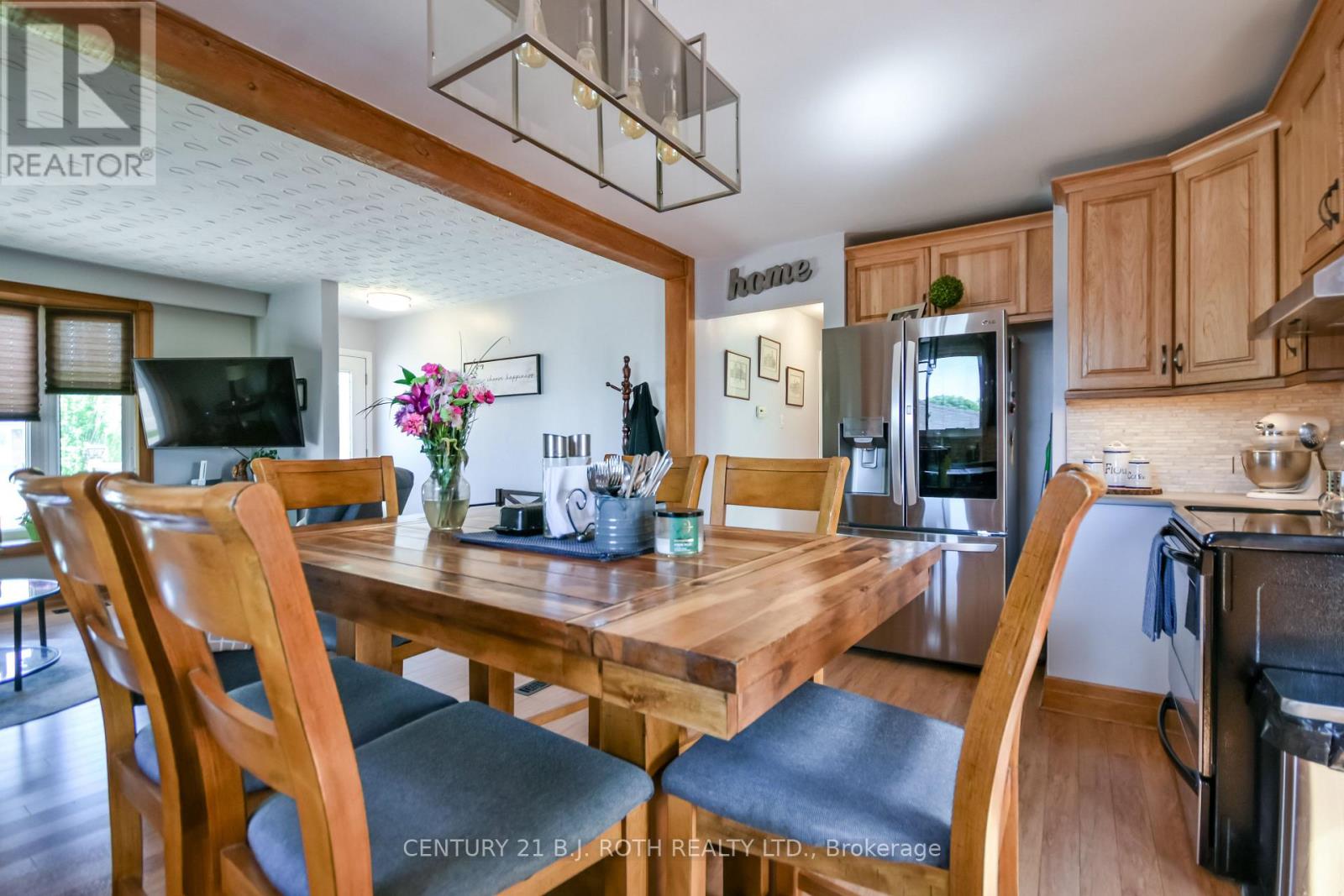 671 SIMCOE ROAD - 16