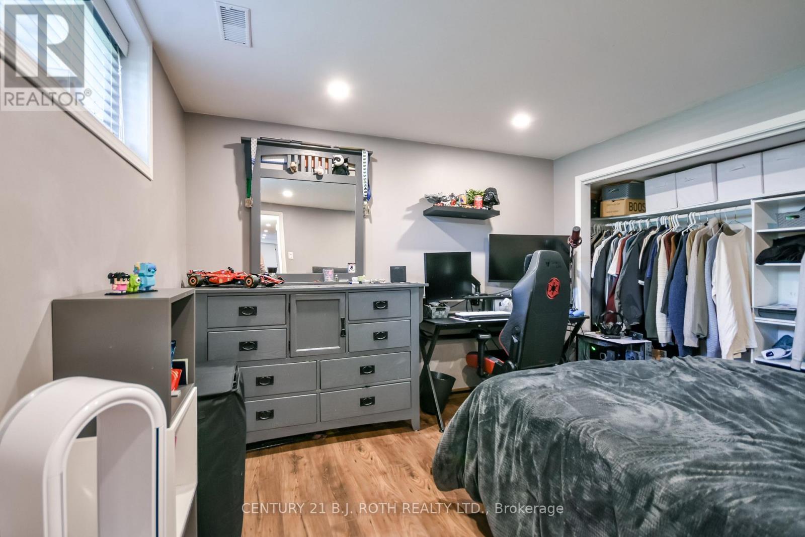 671 SIMCOE ROAD - 38